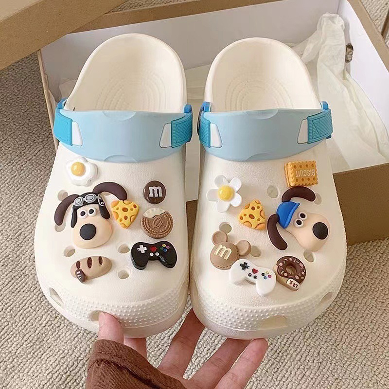 1 set di simpatici cani scarpe accessori ragazzi ragazze sandali scarpe da giardino decorazioni con fibbia fascino adatto