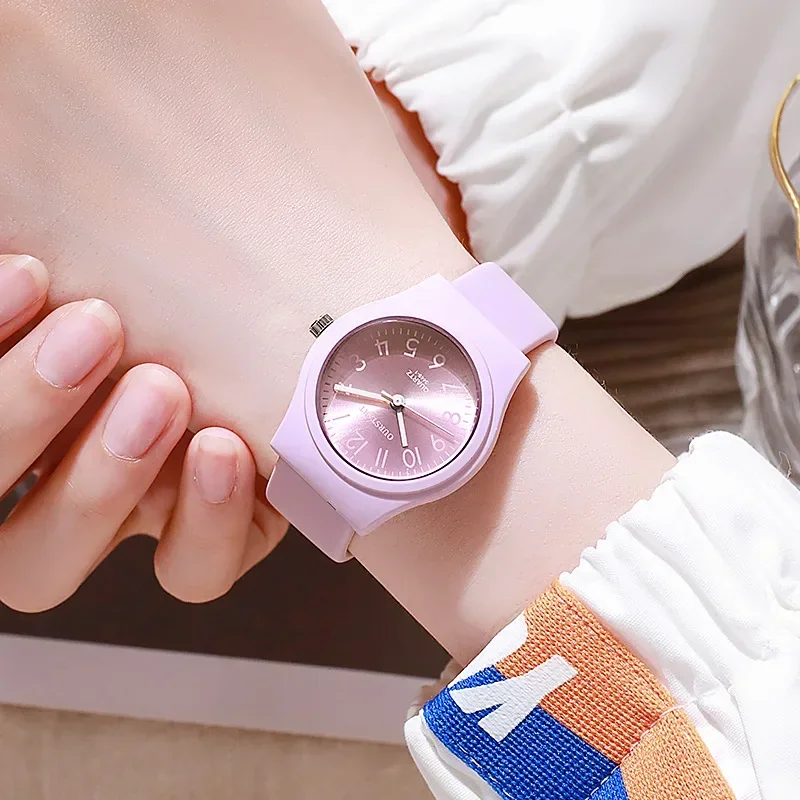 Reloj de cuarzo con correa de silicona de marca para Mujer, Reloj de pulsera informal de lujo a la moda para Mujer, Reloj para Mujer, triangulación de envíos
