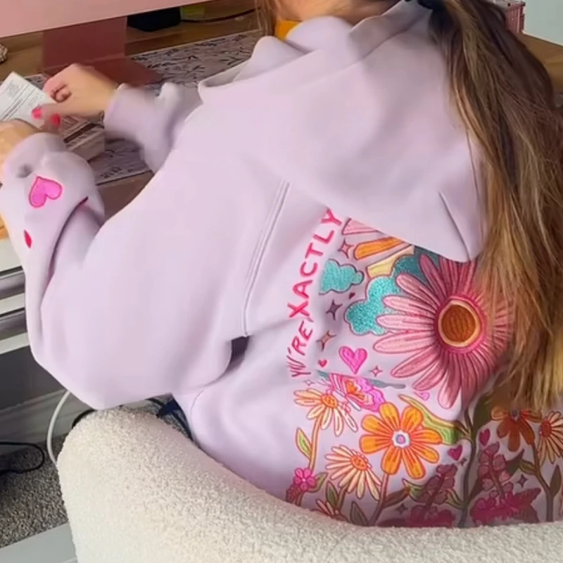 Combhasaki feminino y2k carta floral bordado pulôver com capuz aconchegante elegante manga comprida moletons soltos com bolso canguru