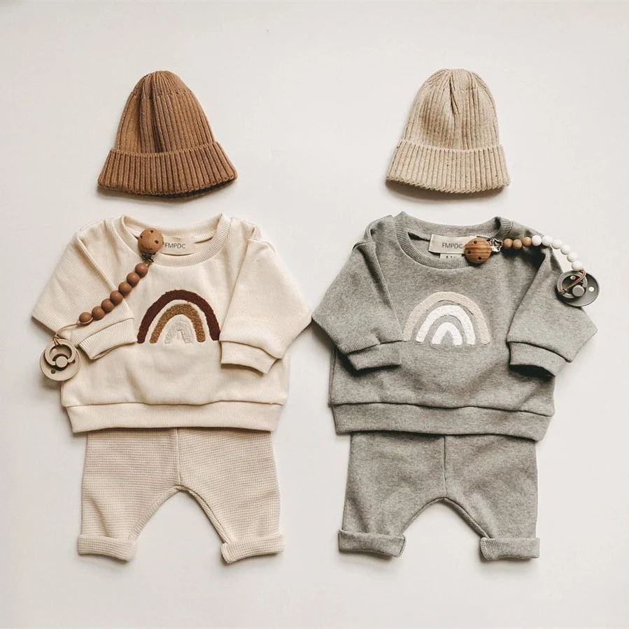 Ropa de primavera 2024 para bebés, conjuntos bonitos de algodón orgánico, sudadera informal de manga larga y pantalones para niñas, ropa deportiva para niños de 2 uds.