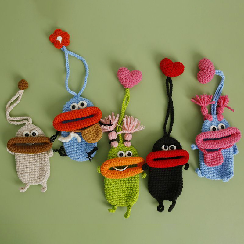 Lustige Häkeln Schlüsselanhänger Stricken Nette Wurst Mund Puppe Schlüssel Halter Nützliche Gestrickte Lagerung Tasche Schlüsselanhänger Für Auto Schlüssel Großhandel