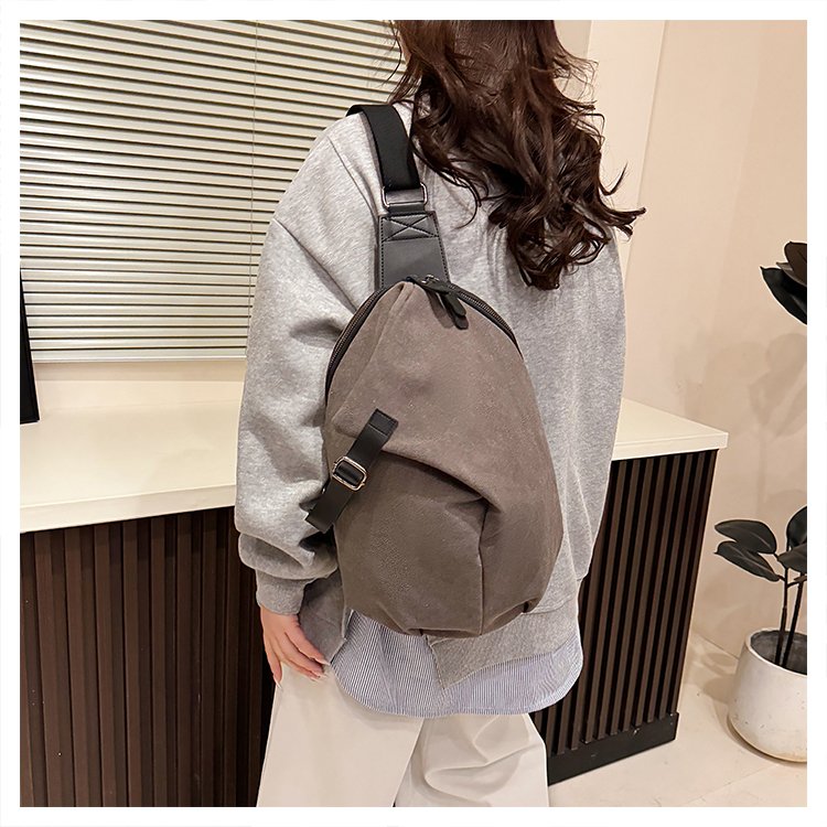 Bolsa de Peito de Lona Esportiva de ande Capacidade para Homens, Bolsa Transversal Casual, Marca Moderna, Versátil e Estilosa