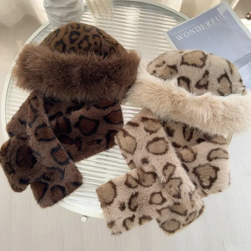 Retro Leopard Print Plush Basin Hat Women's Autumn and Winter Scarf, Cold Resistant and Warm, Imitation Fur Mongolian Hat Scarf