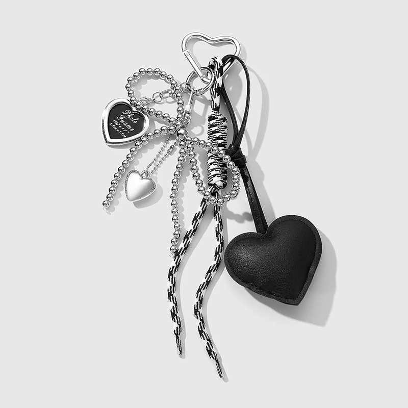 Ciondolo di lusso con nappa, ciondolo a forma di cuore d'amore, portachiavi creativo fatto a mano con fiocco, portachiavi con ciondolo lucido carino, accessori per borse