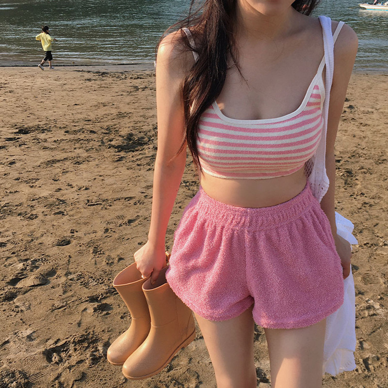 Nuevos Bikinis sexis a rayas rosas, traje de baño de dos piezas para mujer, traje de baño con ropa de playa corta, trajes de baño, conjunto de Bikini coreano para piscina 2024