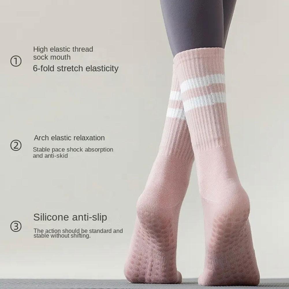 8 สีกีฬาถุงเท้าผ้าฝ้ายกลางด้านล่าง Professional Non-SLIP ซิลิโคนฟิตเนสในร่มถุงเท้ายิมเต้นรําพิลาทิสโยคะถุงเท้า