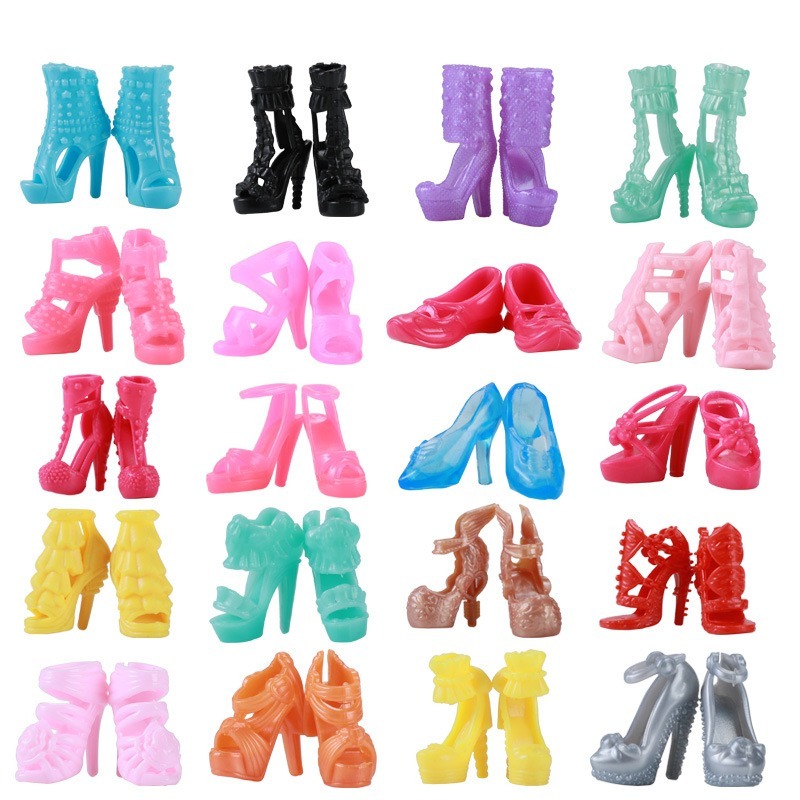 32 szt. Losowe ubranka i akcesoria dla lalek, 10 szt. Modnych sukienek 22 szt. Butów, okulary, naszyjniki, torebka dla lalki Barbie