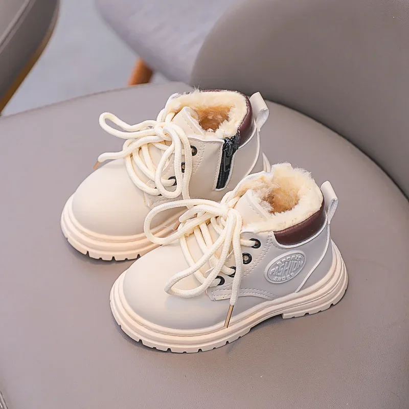Botas de cuero antideslizantes para niños, zapatos cálidos para estudiantes, botas cortas para exteriores, moda de invierno