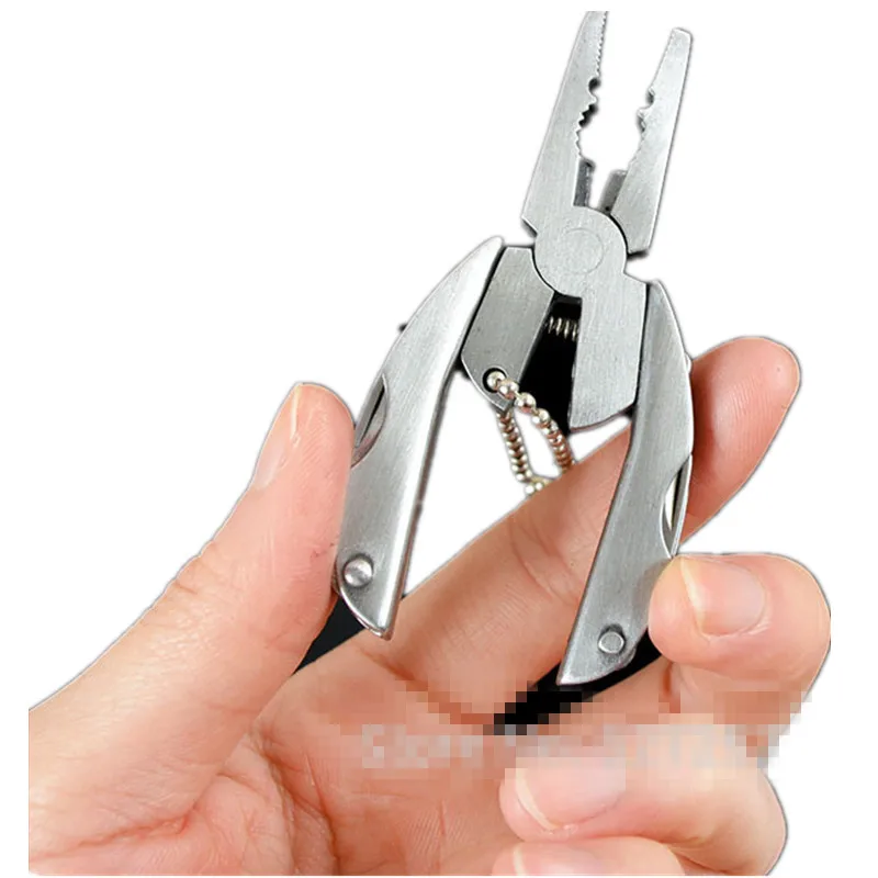 Multifunctional Pliers Mini Lightweight Portable Multifunctional Turtle Back Pliers Beetle Pliers Turtle Folding Pliers 1PC