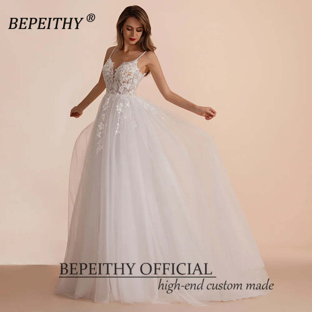 BEPEITHY Boho Ivory A Line ชุดแต่งงานลูกไม้สําหรับเจ้าสาวผู้หญิง 2023 แขนกุดความยาวชั้นเซ็กซี่ Garden ชุดเจ้าสาวสีขาวใหม่