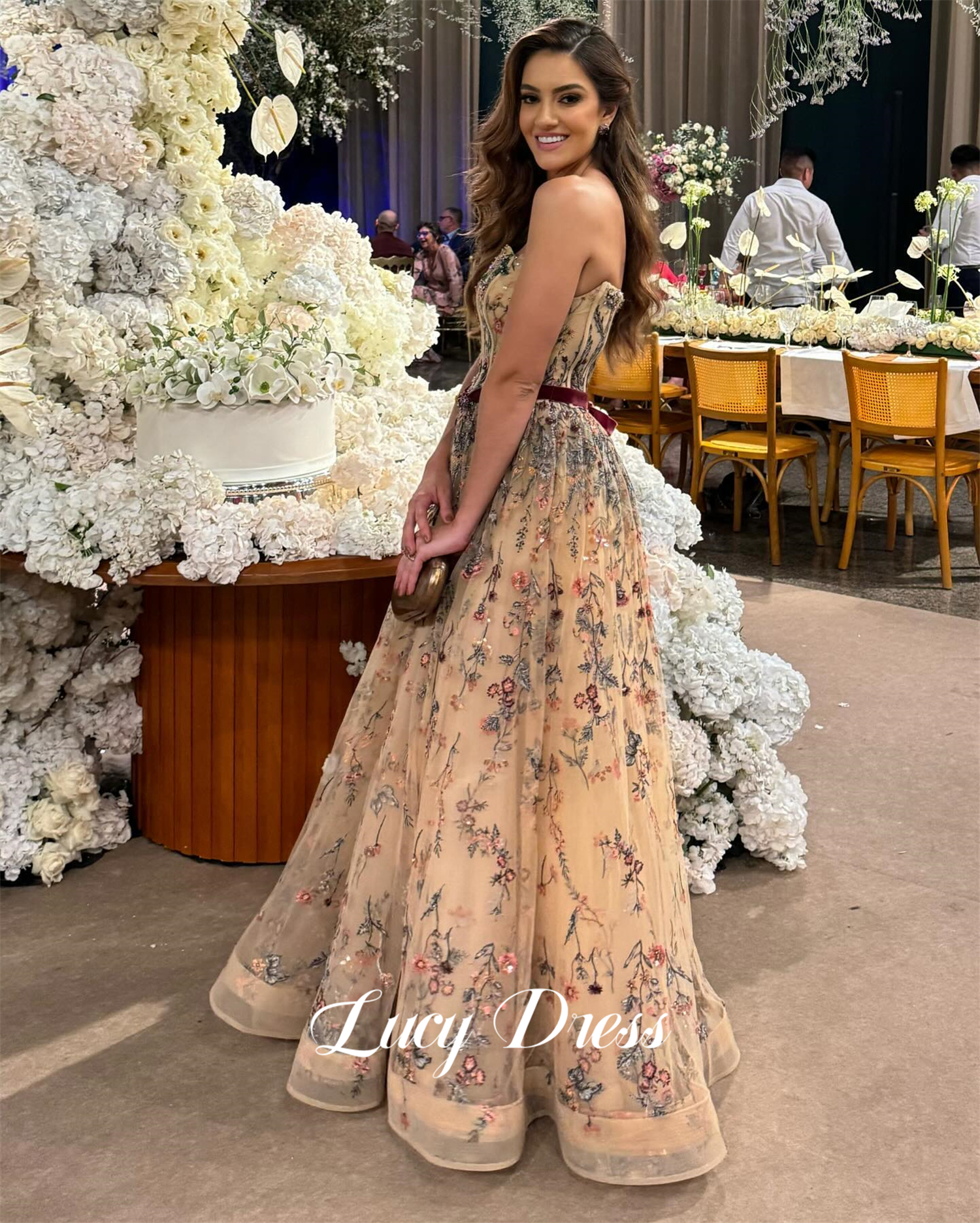 Lucy Aangepaste avondjurk Sharon Happy Avondjurken voor speciale gelegenheden Bruiloftsjurken Elegante damesjurk Robe