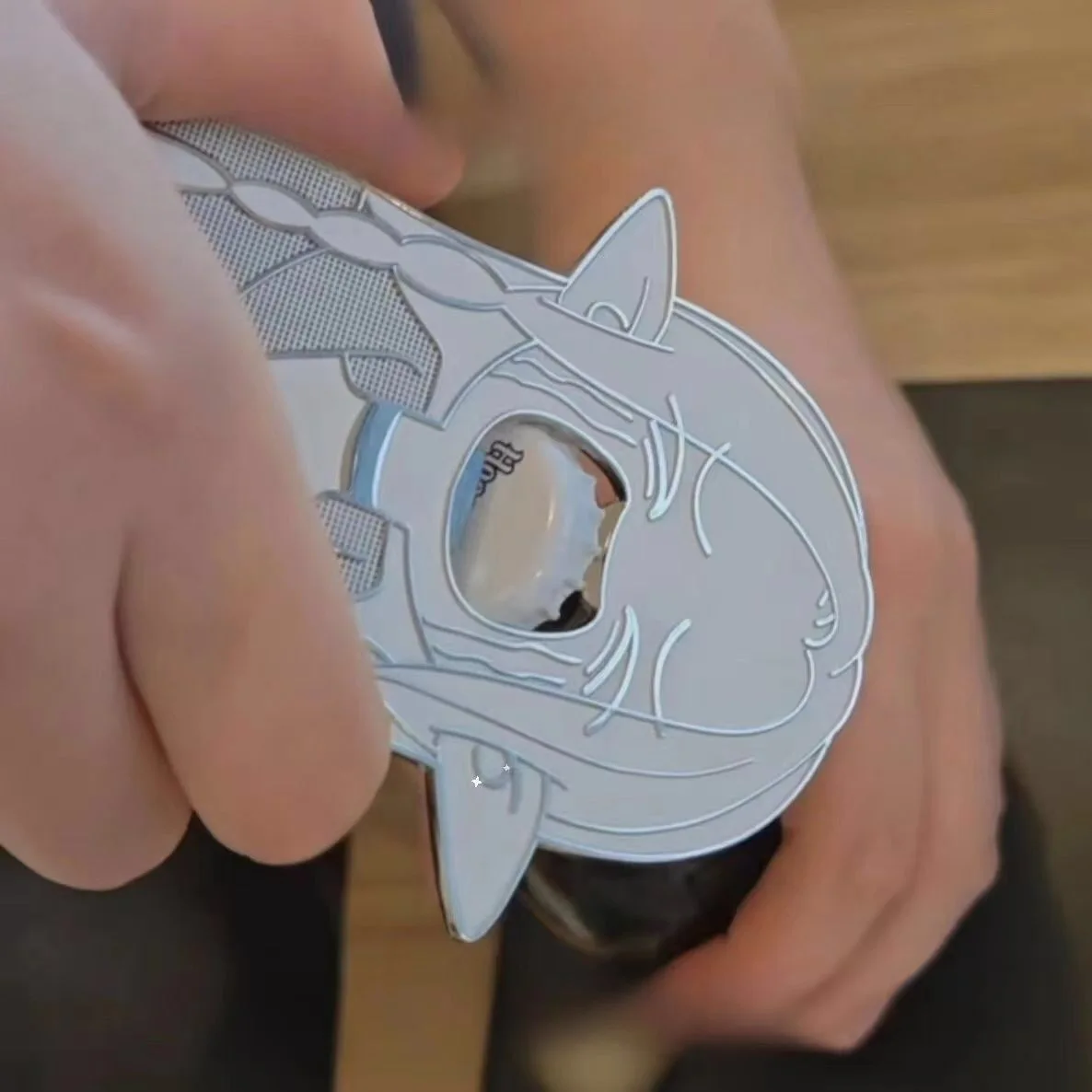 อะนิเมะอร่อยใน Dungeon Marcille ที่เปิดขวดคอสเพลย์แม่เหล็กตู้เย็น Kawii Big ปาก Elf สาว DIY อุปกรณ์ฮาโลวีน