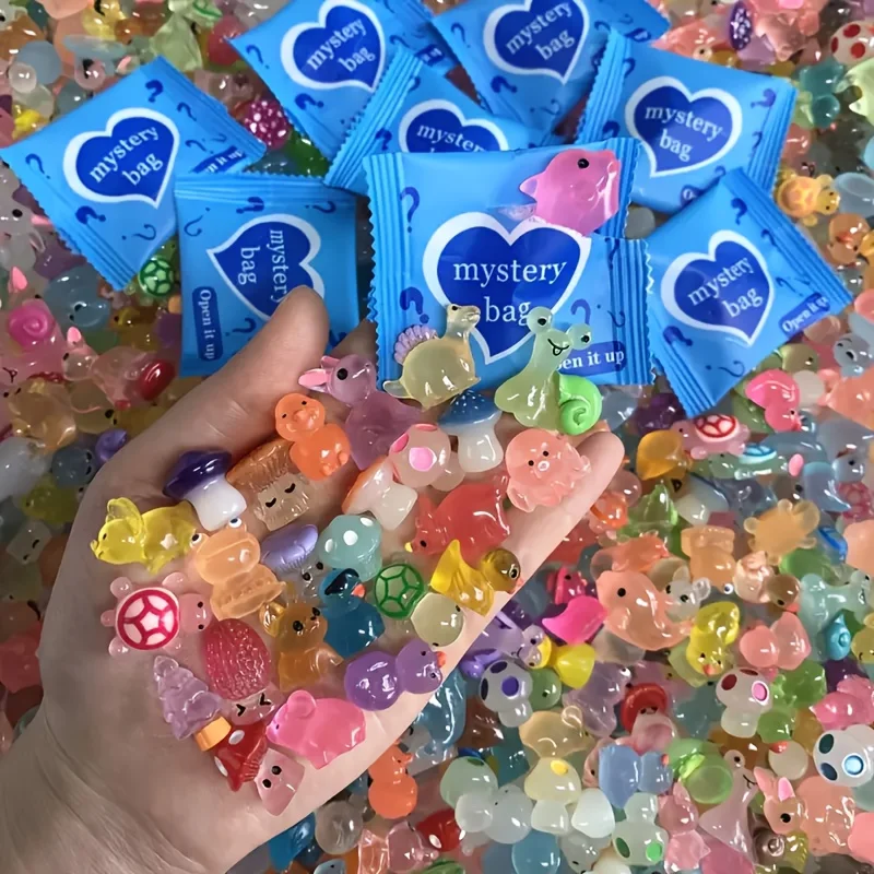 60 uds. Mini bolsas ciegas de animales y setas de resina que brillan en la oscuridad, decoración de jardín de hadas, micropaisaje, regalo de cumpleaños sorpresa