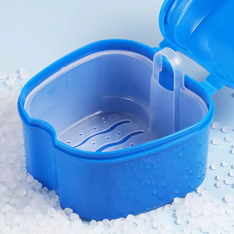 Scatola per protesi Custodia per pulizia denti finti Scatola di immagazzinaggio con contenitore a rete sospesa Custodia per denti artificiali Custodia per fermo ortodontico