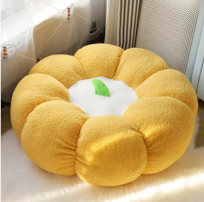 Cojín casero en forma de calabaza