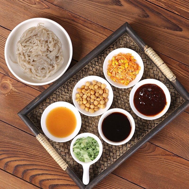 Maliuji, Spicy and Sour Vermicelli, Pack of 6, 256g/bucket