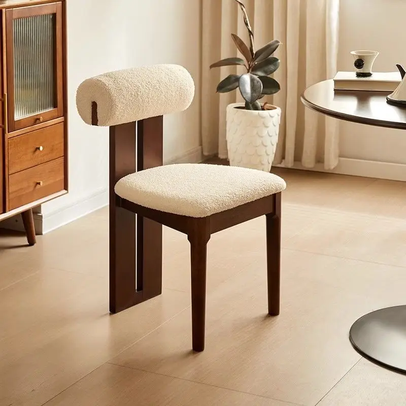 Silla de comedor de madera maciza de lujo, luz nórdica, para uso doméstico, paquete suave Simple, respaldo, silla comercial moderna de moda