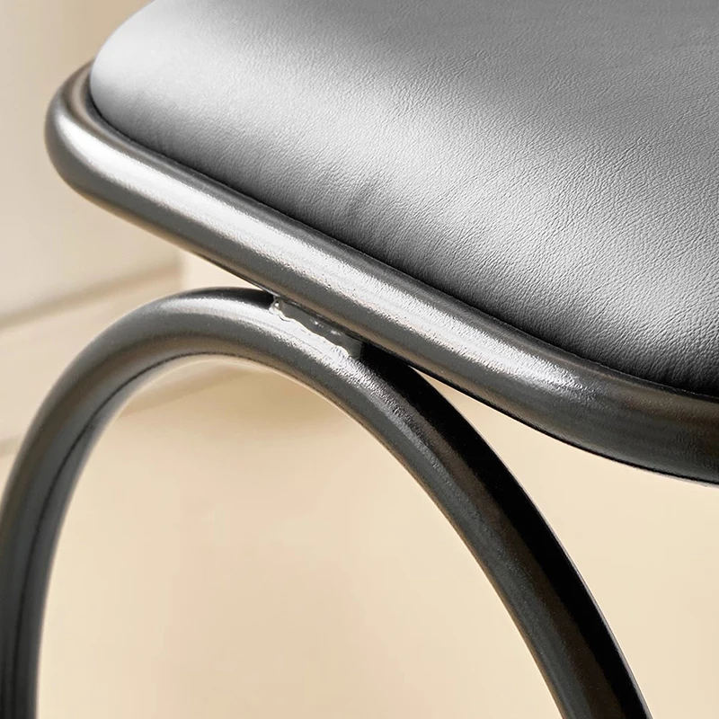 Moderne Friseur Barhocker Metall Restaurant minimalist ischen Luxus Wohnzimmer Stuhl Theke Gaming Sillas Para Comedor trend ige Möbel