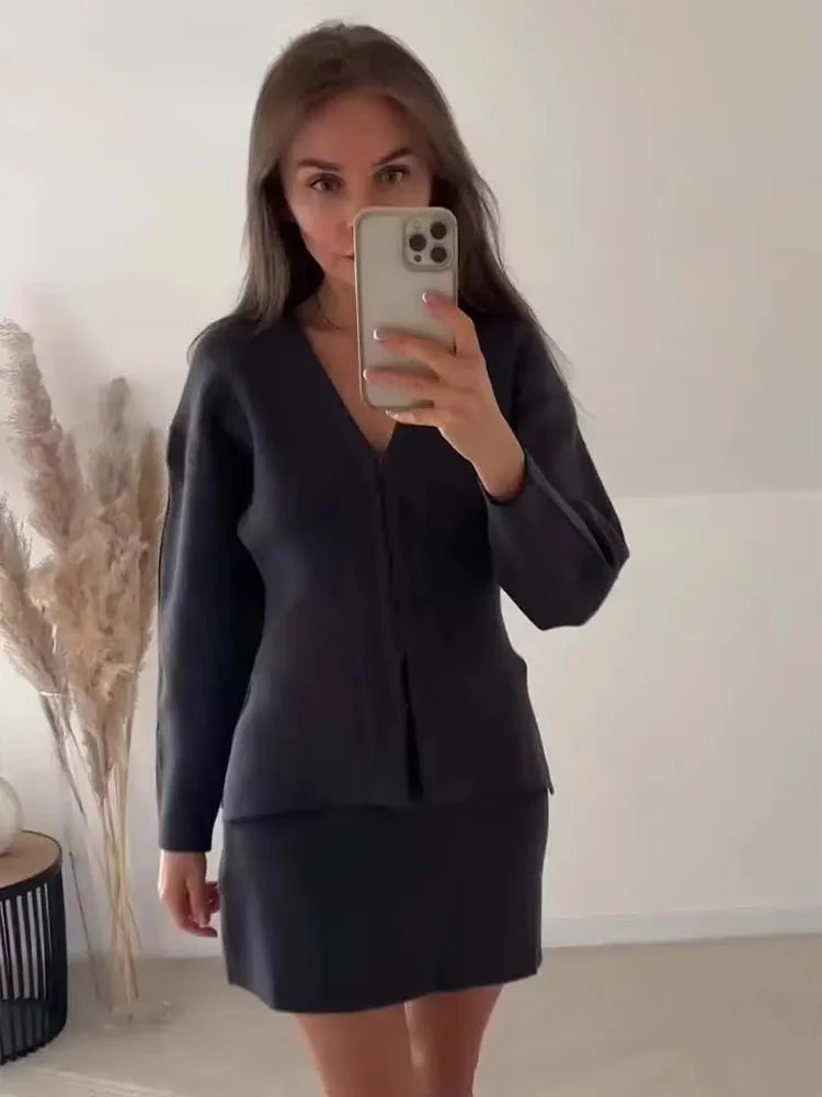 Frauen Stricken Mini Rock Sets Für Frauen 2 Stück Stricken Mantel Frauen Anzüge Neue Zwei Stück Set Frauen Outfit Streetwear kleidung