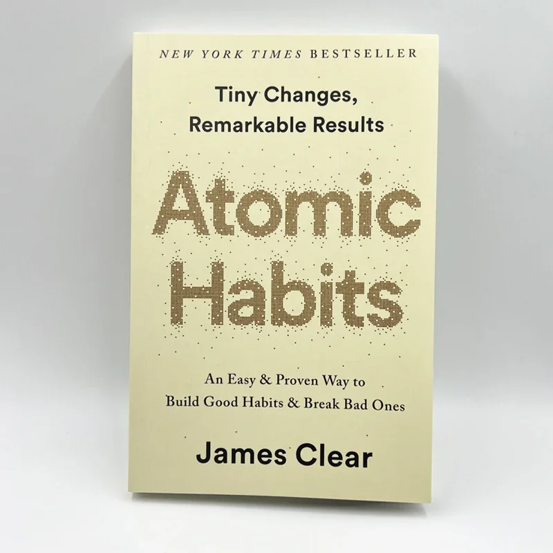 Uma maneira fácil e comprovada de construir boas hábitos quebem mal, livros de autogestão de James Clear Atomic Habits