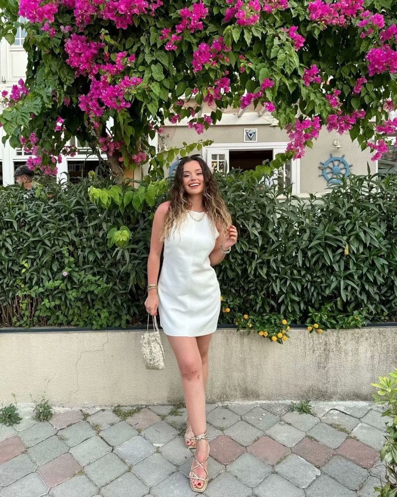 Robe licou Interlock 2024 TRAF, nouvelle robe ajustée trapèze sexy sans manches, fabriquée en tissu tricoté extensible et flexible