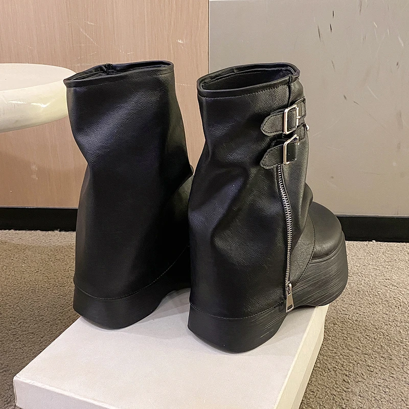 Botines de cuero suave para mujer, botas de media caña, plataforma alta, cuña, botines británicos, botas gruesas para motocicleta, 9CM, invierno, otoño