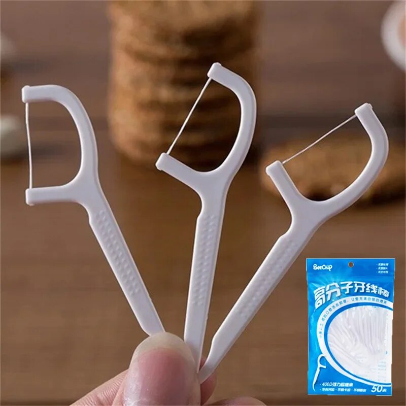 100 PCS Floss Family Pack Ultra-fino Toothpick Descartável Flat Floss Portátil Flossing Duplo Cabeça Uso