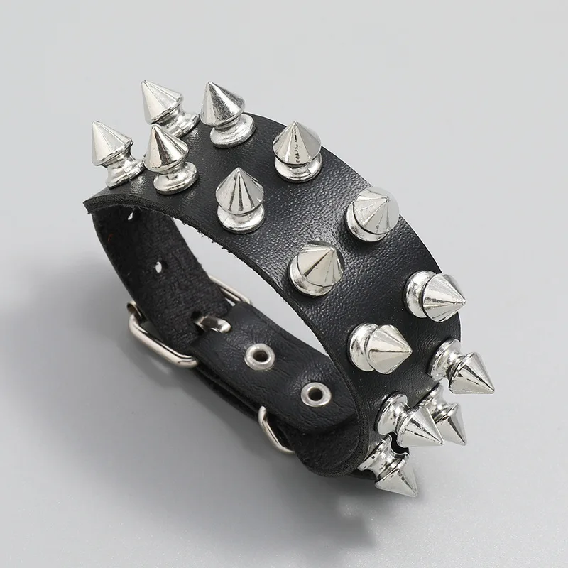 Bracciale punk per uomo donna - Polsino gotico in pelle nera con borchie in metallo - Bracciale rigido con rivetti a punta regolabile