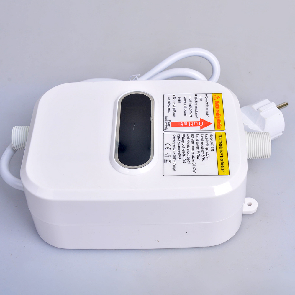 เครื่องทําน้ําอุ่นทันทีฝักบัวก๊อกน้ําห้องน้ํา EU Plug เครื่องทําน้ําอุ่น 3500W ดิจิตอลสําหรับ Country House Cottage Hotel