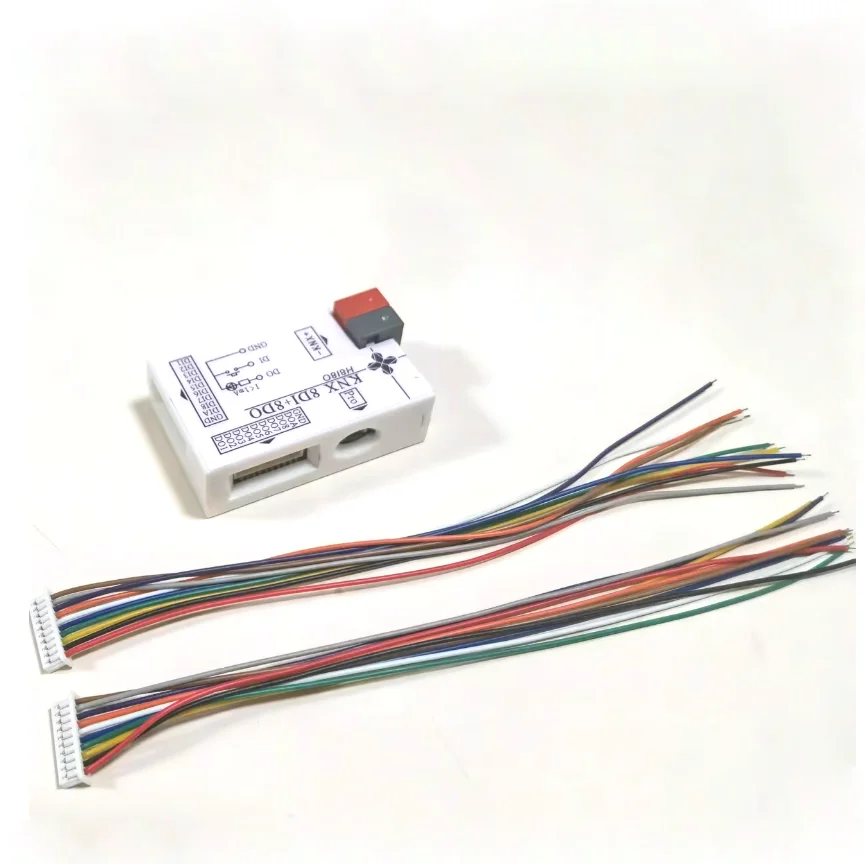 KNX 8DI+8DO-module met 8 ingangen en 8 uitgangen