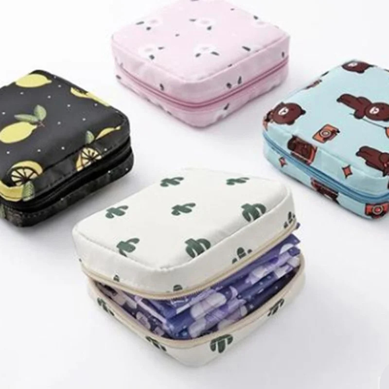สาวผ้าอ้อมผ้าเช็ดปากกระเป๋าไนลอนสุขาภิบาล Pads กระเป๋าเหรียญกระเป๋าเครื่องประดับบัตรเครดิตกระเป๋า