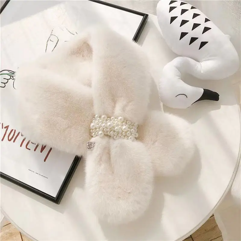 Bufanda de piel sintética de conejo para mujer, calentador de cuello suave y cálido, cuello de estilo coreano, chal de cuello acogedor para Otoño e Invierno, accesorio de moda