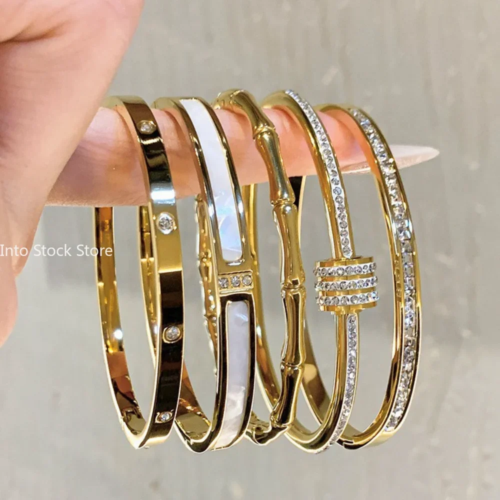 Pulsera de acero de titanio Pulsera de concha de Fritillary blanca Brazaletes de acero inoxidable de diseño de lujo para mujer Joyería Mujer