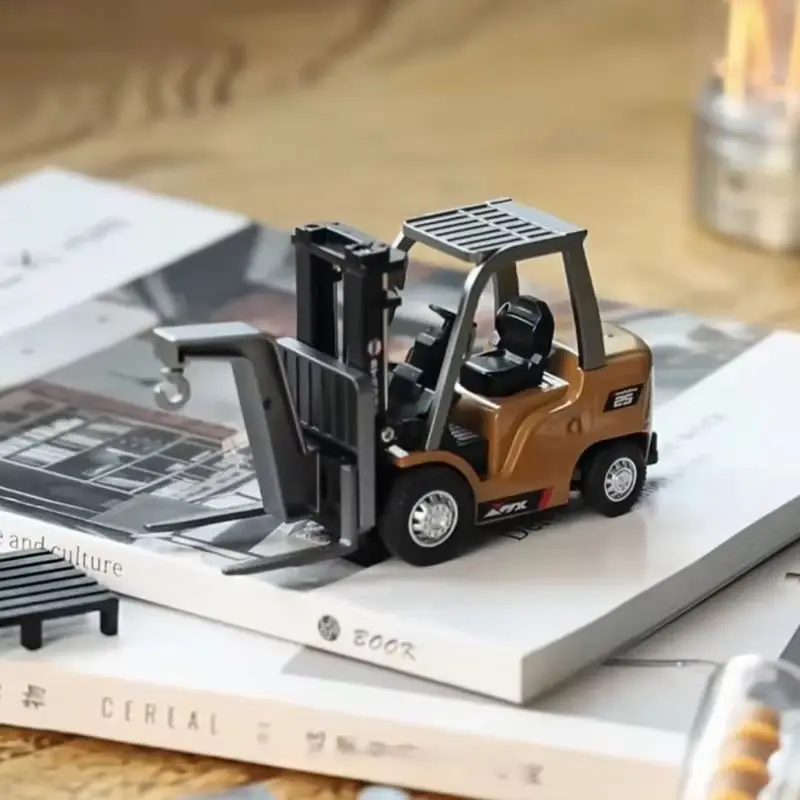 New 1/64 Remote-Controlled Alloy Forklift Engineering Vehicle Tabletop Toys Model Collection Gift For Boys