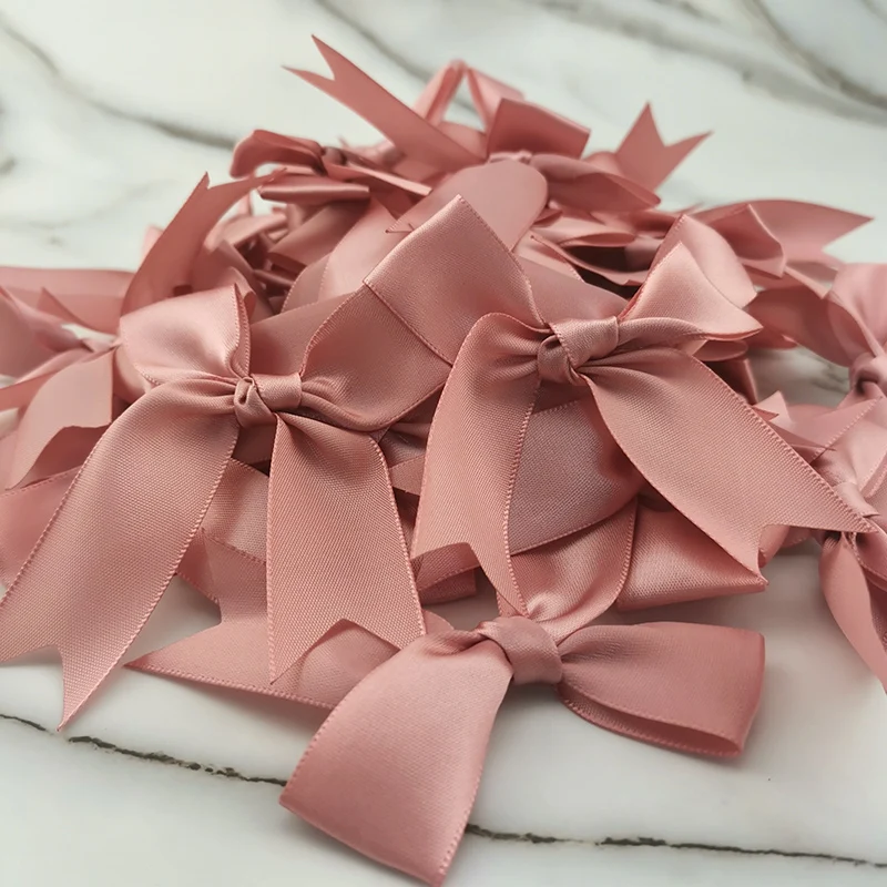 (50Pcs) 1นิ้วสีชมพูสดโบว์ริบบิ้นโพลีเอสเตอร์ซาตินโบว์ดอกไม้ DIY Craft ตกแต่ง