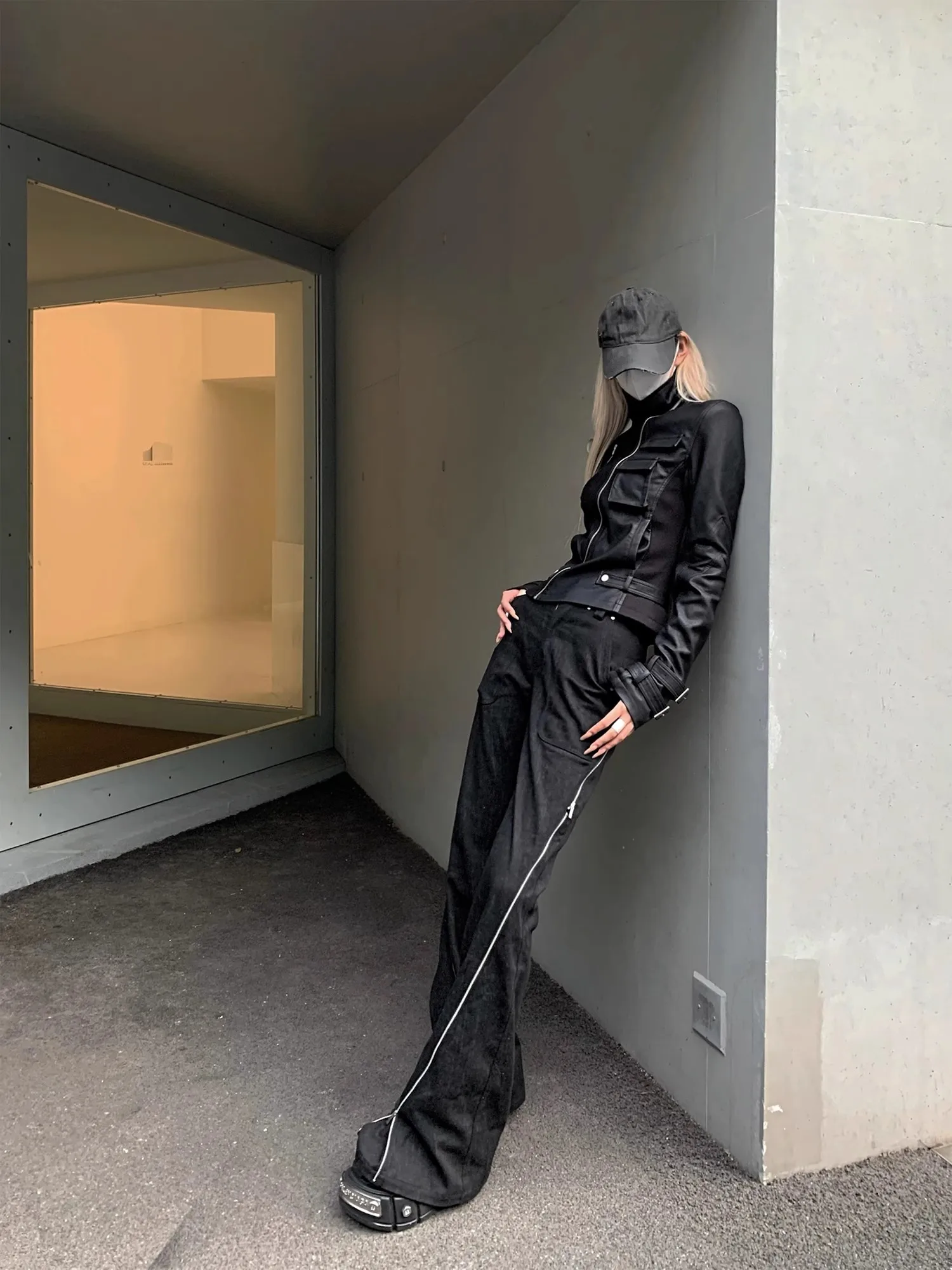 Lautaro Frühling Herbst Coole Hübsche Kurze Schwarze Ausgestattet Pu Leder Jacke Frauen Langarm Zip Up Luxus Designer Kleidung 2025