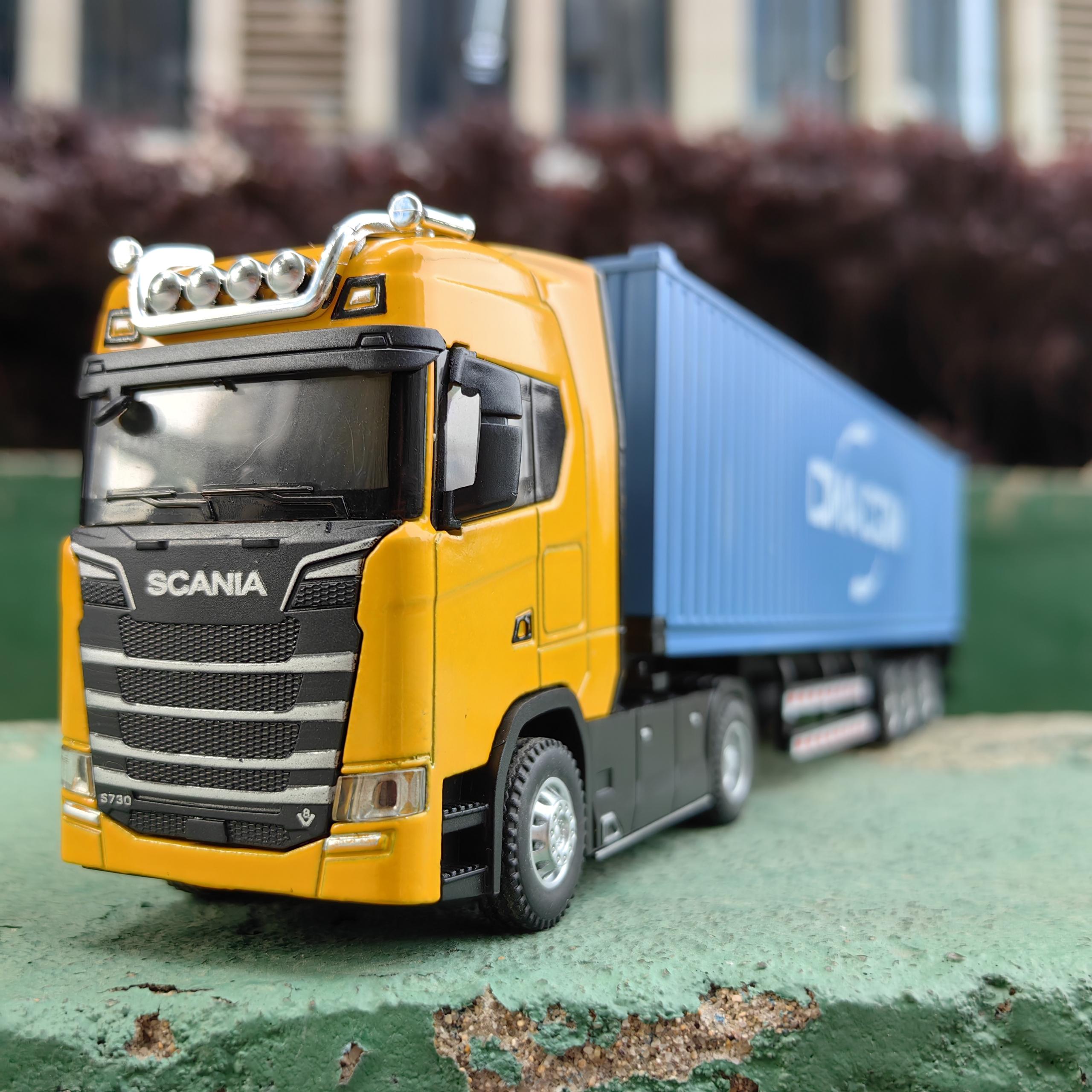 1/50 Simulation Large Truck Toy Car Model Alloy Diecast Transport Container Vehicle Car For Boy Gifts with Sound Light Pull Back