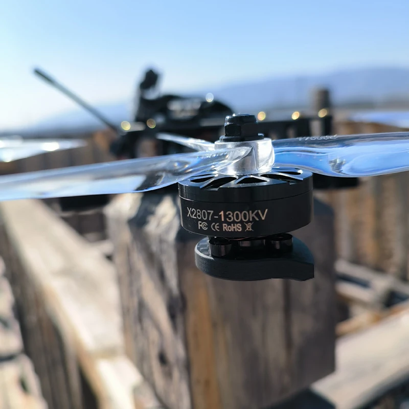 โดรน FPV 4ชิ้น/ล็อตชิ้นส่วน DIY มอเตอร์ไร้แปรงถ่านสำหรับ X2807 2807 1300KV 4S-6S สำหรับ Mark4 FPV ฟรีสไตล์7นิ้ว LR7คอร์ดคอบเตอร์ RC ระยะไกล