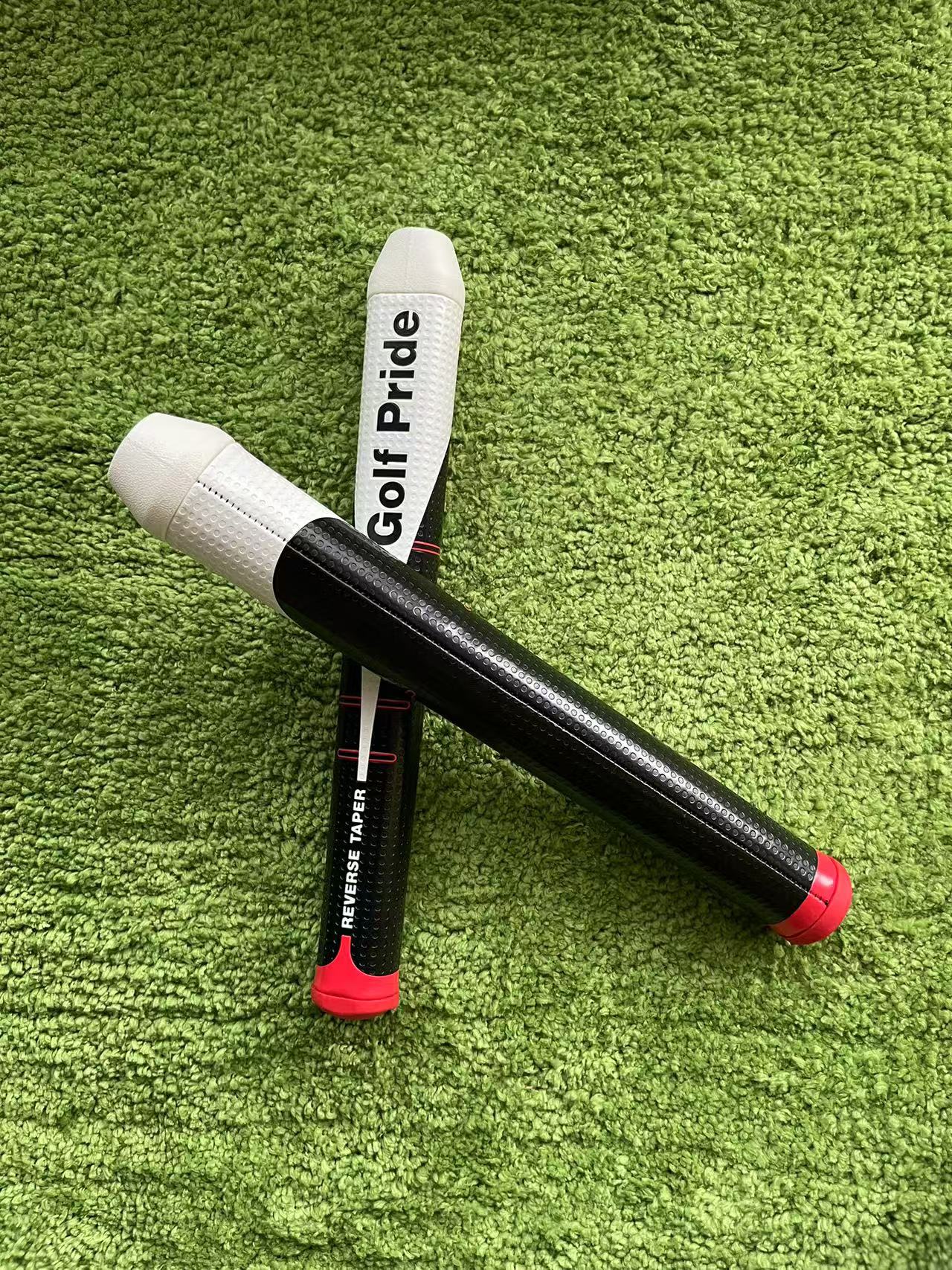 1pcs กอล์ฟคลับ Grip PU พัตเตอร์จับยางกอล์ฟพัตเตอร์ Grips ขนาดกลาง/ขนาดใหญ่