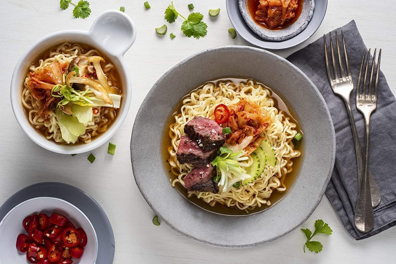 NONGSHIM, Extremely Spicy Ramen Instant Noodles, Pack of 5, 120g per pack