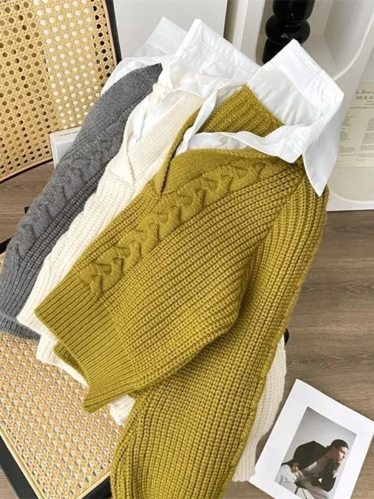2024 Otoño/Invierno moda nueva mujer estilo de desplazamiento coreano elegante Sudadera con capucha de punto falso cuello de dos piezas Jersey Retro