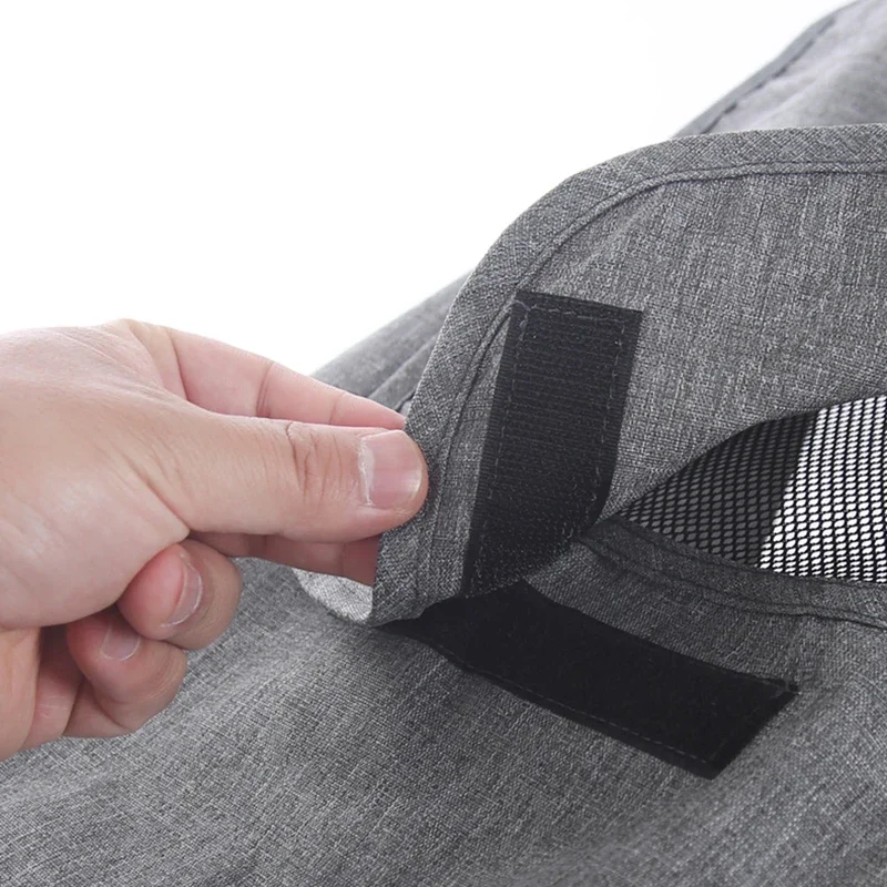 Детская коляска с защитой от ультрафиолетового излучения