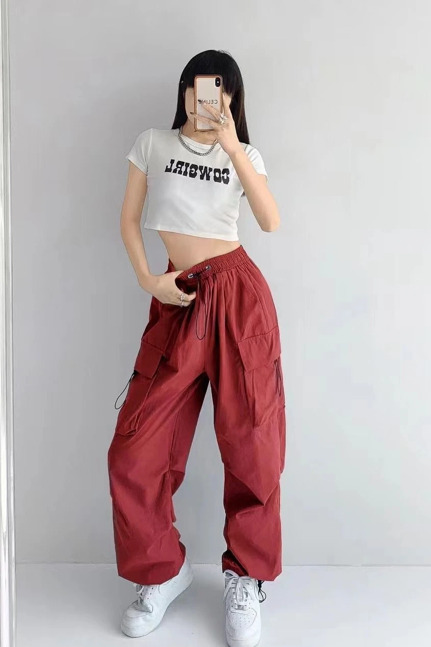 アメリカンスタイルルーズフィット黒ストレートレッグカーゴパンツ女性の夏 2023 新レトロワイドレッグカジュアルパンツハイウエスト
