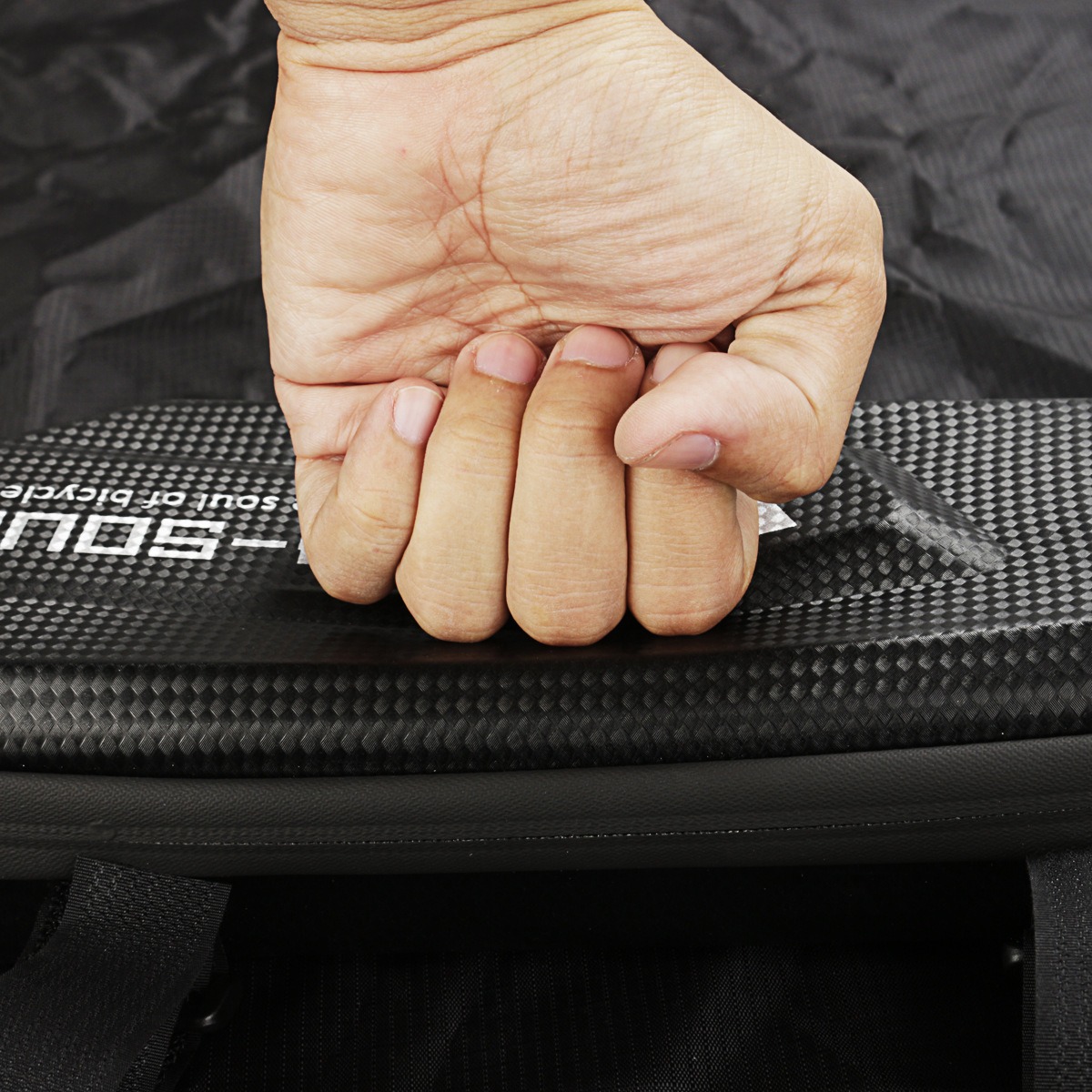 Bolsa lateral para pendurar bicicleta elétrica, bolsa lateral à prova d'água para motor de moto, bolsa rígida para mountain bike, bolsa triangular