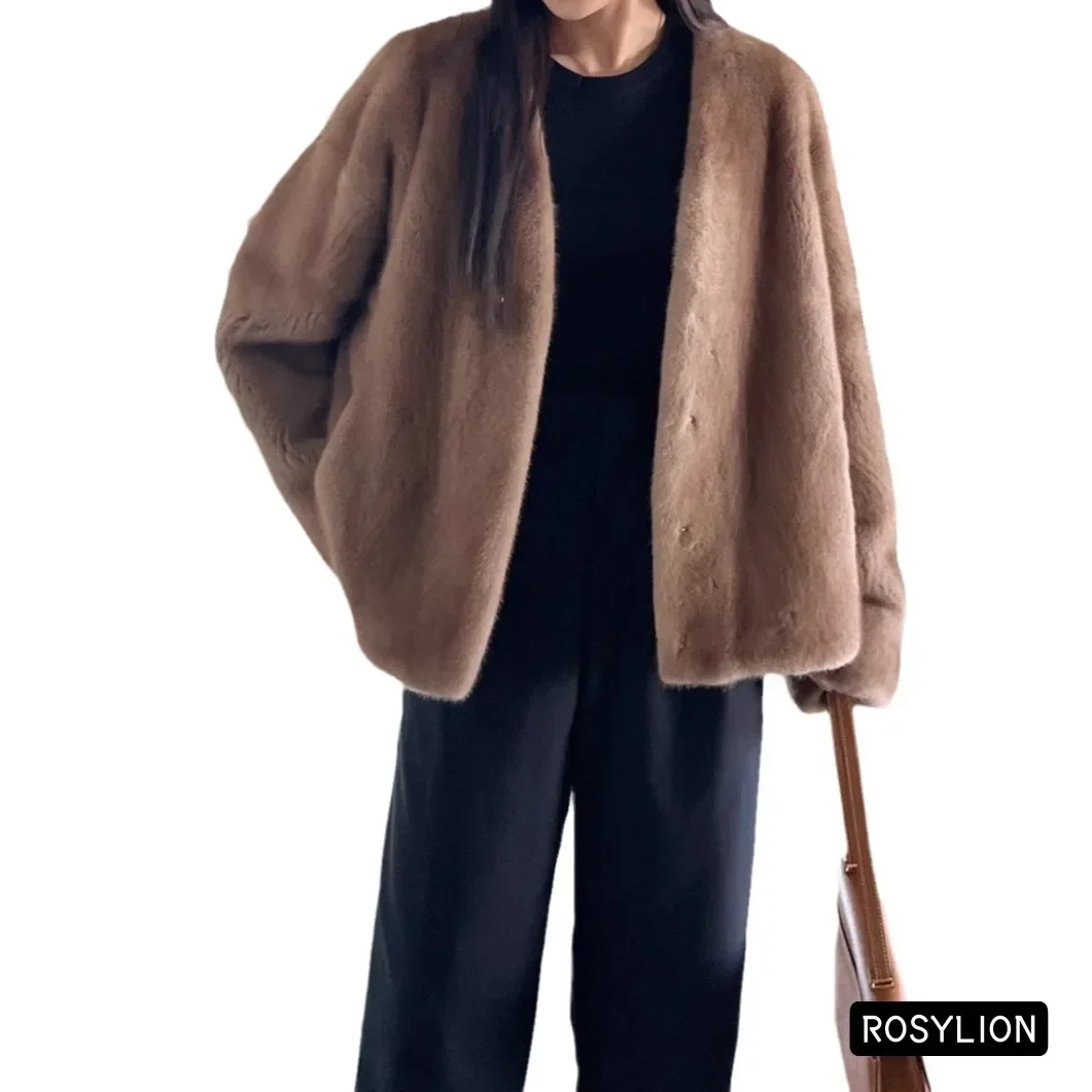 女性のフェイクミンクベルベットコート,女性のためのファッショナブルなVネックジャケット,ルーズストリートウェア,グレーとブラウン,ヨーロッパ