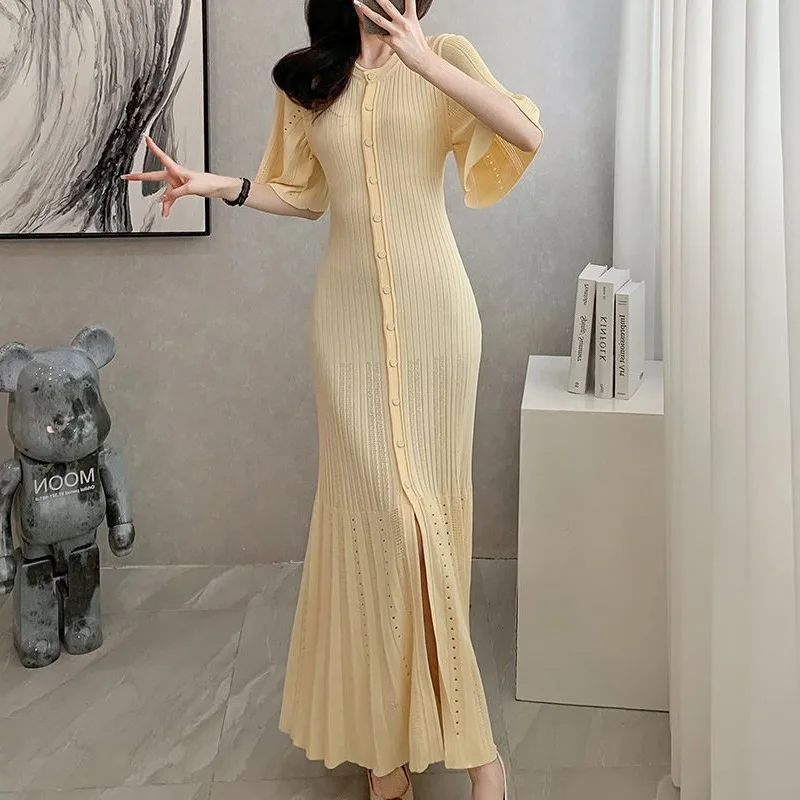 ฤดูร้อนฉลุแฟชั่นสไตล์ฝรั่งเศส slimming A-line ชุดเดรสถักแขนสั้น ชุดเดรสยาวหางปลาสําหรับผู้หญิง
