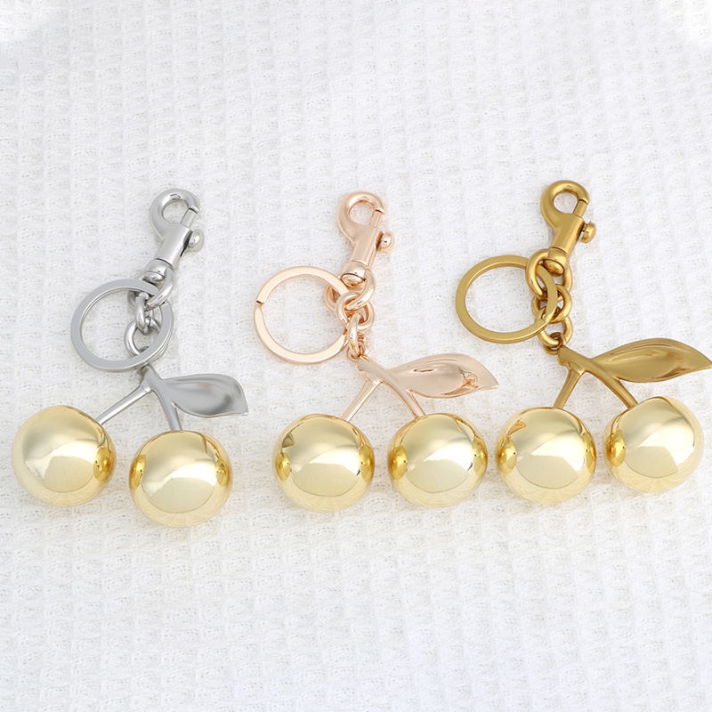 แฟชั่น Glitter Gold Cherry พวงกุญแจฤดูร้อนผลไม้เชอร์รี่จี้ Keyring สําหรับผู้หญิงผู้ชายเครื่องประดับกระเป๋าอุปกรณ์เสริมของขวัญ
