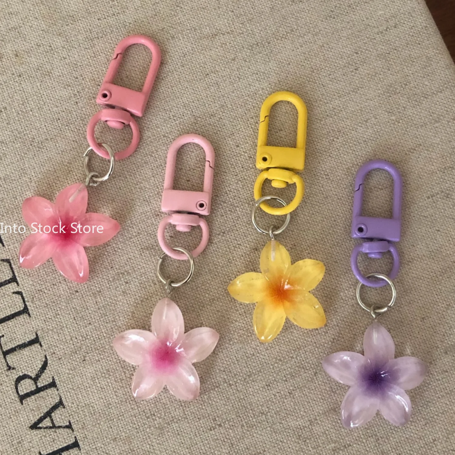 LLavero Floral transparente, bonito llavero estético multiusos, funda para auriculares, accesorios con dijes para mujeres y niñas