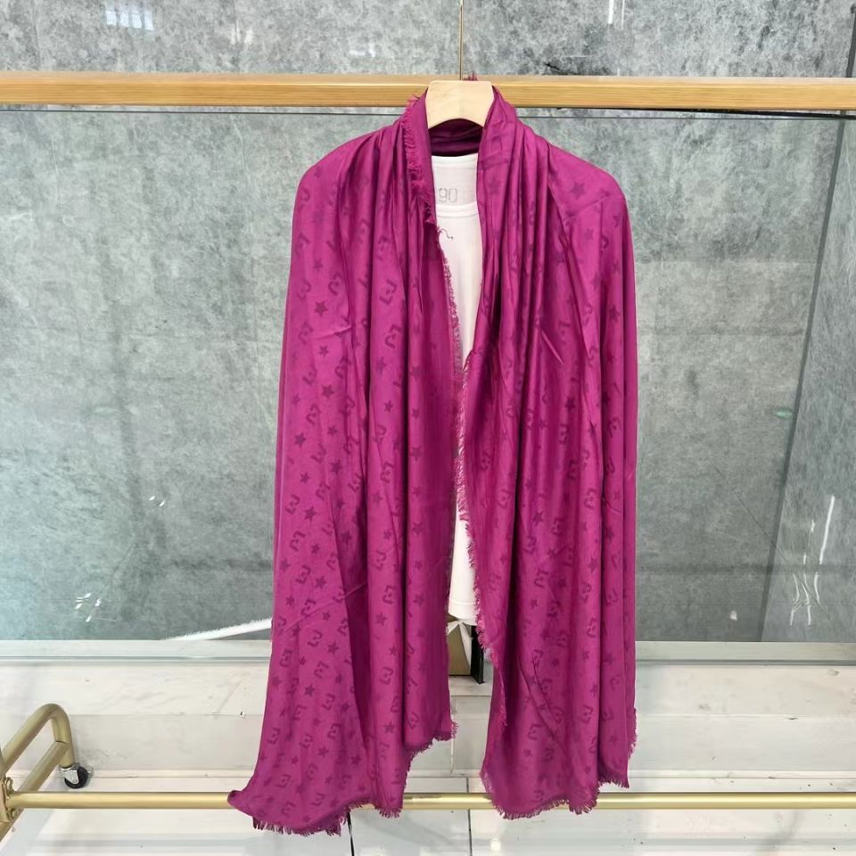 Bufanda de mujer cálida y suave con estampado de un solo color sólido original de comercio exterior de Italia, chal cuadrado grande