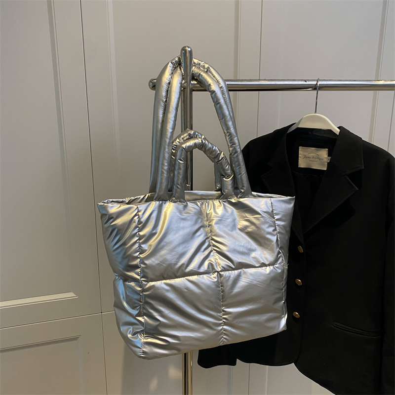 Designer Puffy Umhängetasche Damen Stepp Space Down Feather Gepolsterte Baumwollhandtasche Winter Große Kapazität Warme Einkaufstasche